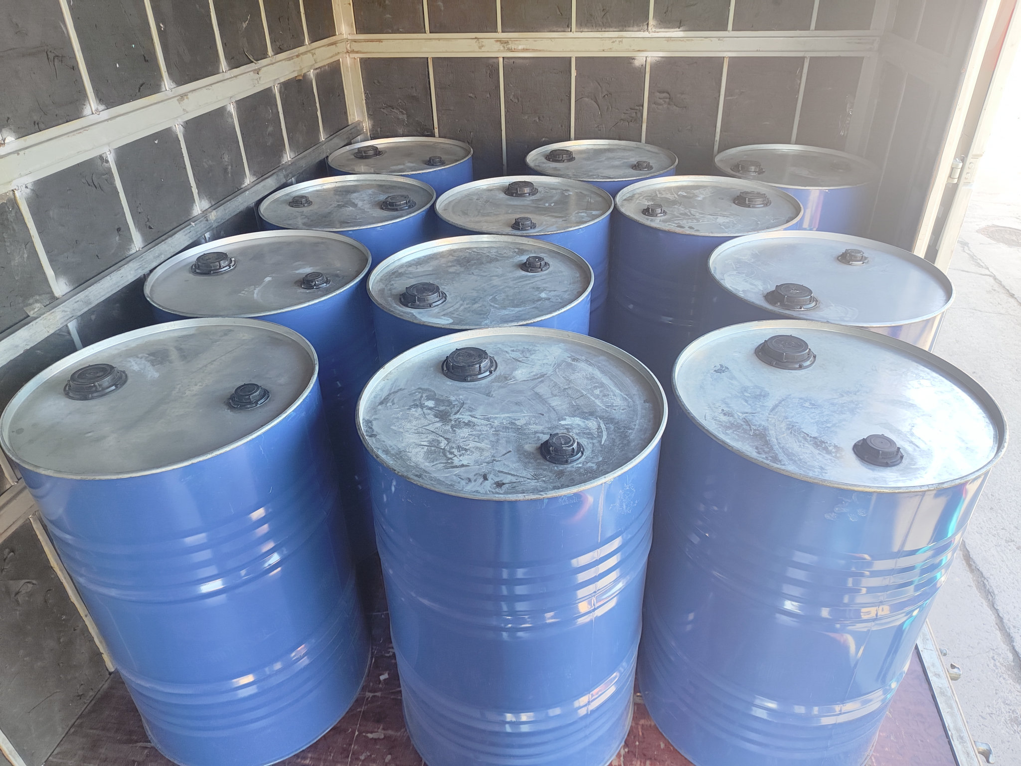 1-辛基-3-甲基咪唑六氟磷酸鹽CAS號(hào)862731-66-6  C13H24F6N3O4S2醫(yī)藥中間體